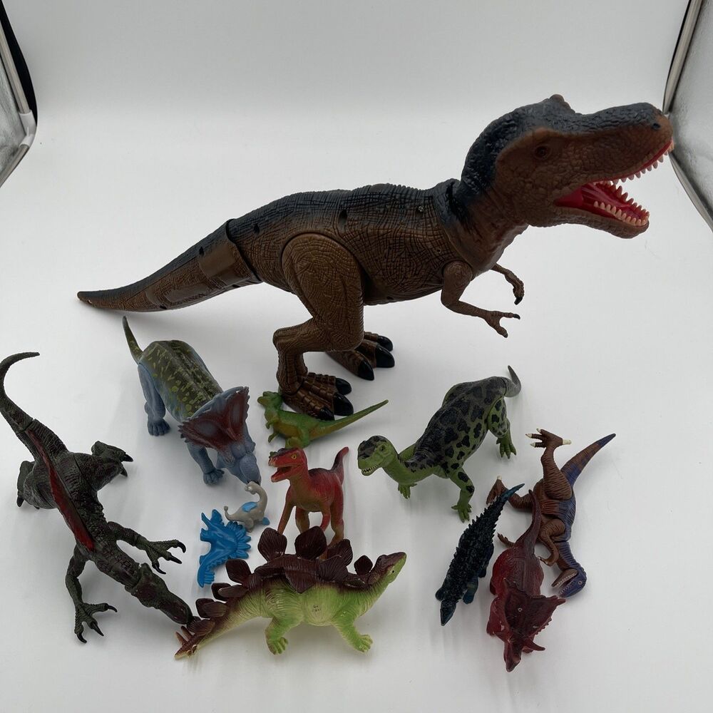 Dinosaur Varied LOT Of 13 figures unbranded toys. All Types Different Sizes